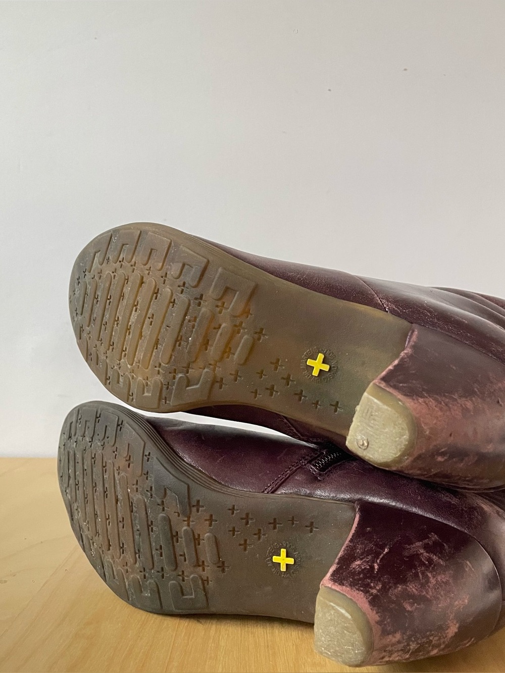 Vintage Dr. Martens Vanna knee-high leather boots | US 8 - Picture 7 of 9